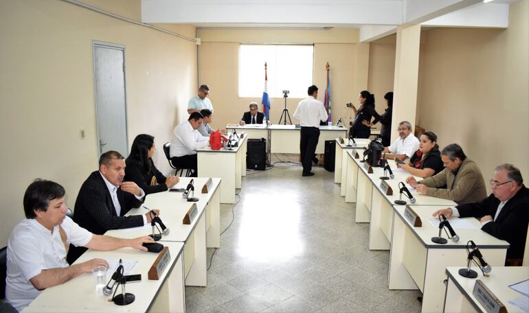 En la Junta Departamental se estaría gestando un plan para sacar a Juan Carlos Vera Báez del poder.