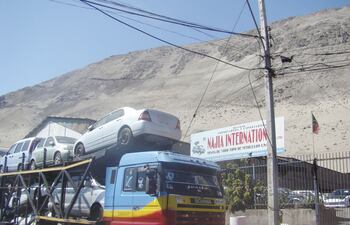 la-montana-se-convierte-en-un-obstaculo-dificil-de-sortear-los-accidentes-forman-parte-de-la-cotidianeidad-de-quienes-van-y-vienen-a-iquique-una-peq-223603000000-539031.jpg