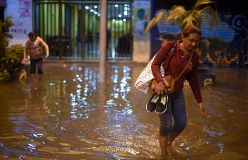 inundacion-botafogo-rio-de-janeiro-82752000000-1802067.JPG