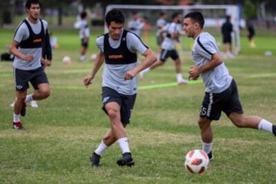 Cristian Riveros regresa a Porto Alegre, pero esta vez para medir a Gremio, donde jugó entre 2013 y 2014.