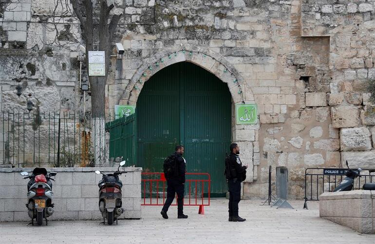 /pf/resources/images/abc-placeholder.png?d=2394