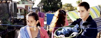 El largometraje “Los Buscadores”, dirigido por Tana Schémbori y Juan Carlos Maneglia, se presentará mañana en la primera jornada del festival “CinePyAr”.