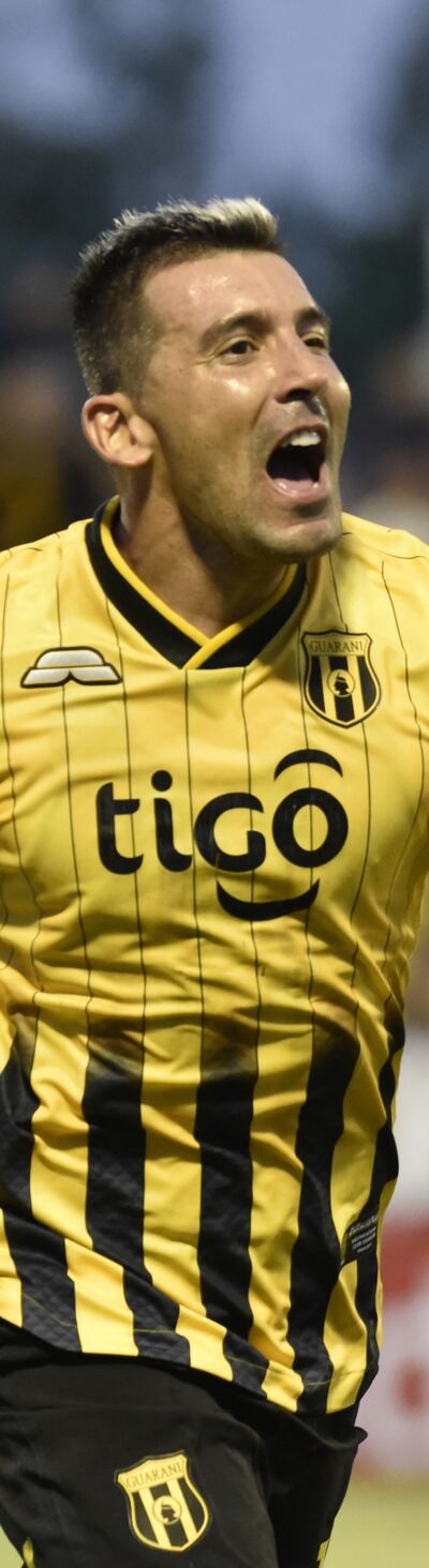 Édgar “Pájaro” Benítez fue gravitante en los dos partidos de Guaraní contra San José de Oruro.