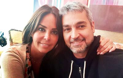 La primera dama, Silvana López Moreira, hizo una selfie con Mario Abdo en Mburuvicha Róga.