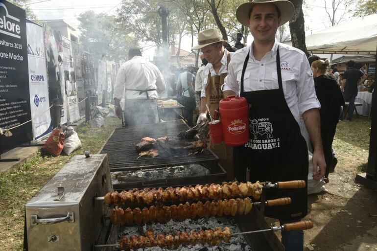 Contentos se mostraron los participantes de la competetencia.