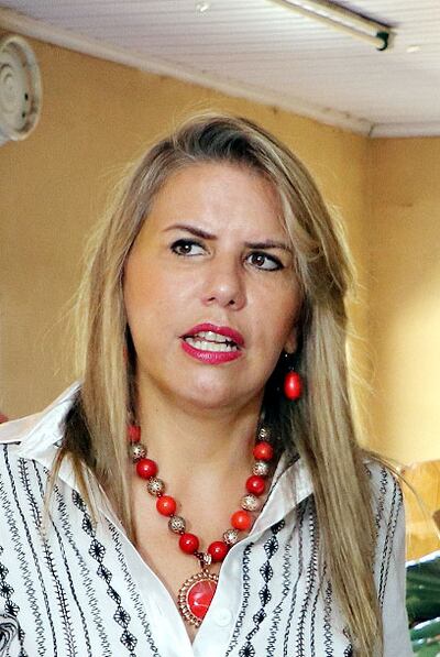 Liz Cramer, ministra de Industria y Comercio.