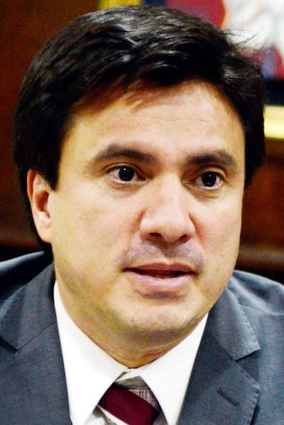 Dr. Joel Talavera, director de Dinapi.