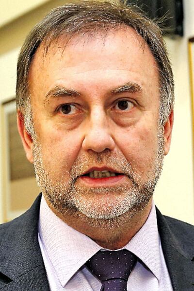 Benigno López, ministro de Hacienda.