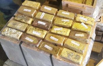 lingotes-de-oro-93713000000-1677395.jpg