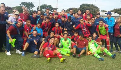 Festejo de los azulgranas Sub 17.