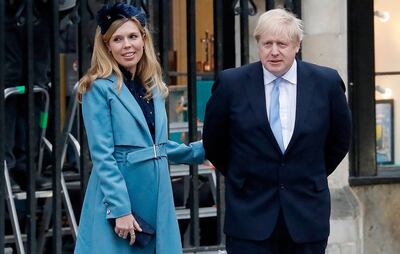 Carrie Symonds y Boris Johnson, en una foto de archivo. La pareja recibió ayer a su primer hijo.