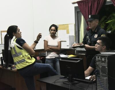 Una de las víctimas sufrió un refilón de bala en el brazo.