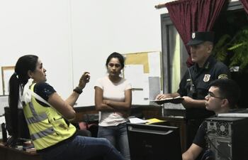 Una de las víctimas sufrió un refilón de bala en el brazo.