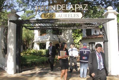La  casa funeraria Jardín de la Paz fue allanada por la SET por presunción de documentos adulterados.