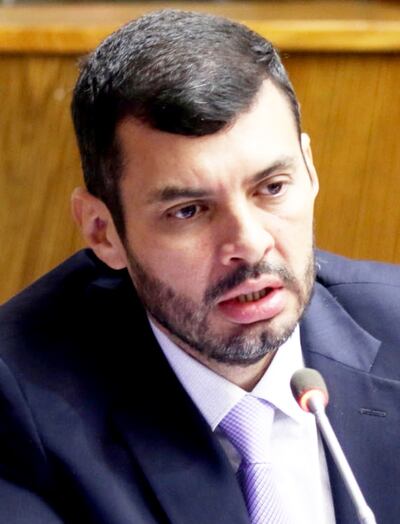 Hugo Ramírez, diputado (ANR, cartista). Pidió el aplazamiento del proyecto de ley que van contra casa de apuestas.