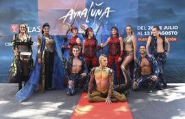 diez-de-los-52-artistas-que-formaran-parte-del-espectaculo-amaluna-del-cirque-du-soleil-compartieron-un-calido-encuentro-con-el-publico-paraguayo-a-202727000000-1609503.jpg