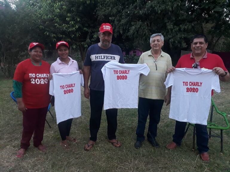 El diputado colorado Fredy D’Ecclesiis y su equipo político hacen caso omiso de la suplica del gobierno de quedarse en casa para evitar propagar el coronavirus.