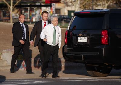 El Gobierno de Sebastián Piñera (d)  adoptó como política hacer un gran número de exámenes diarios, con casi 8.000 ayer.