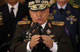 vladimir-padrino-140636000000-1797788.JPG