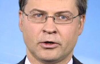 valdis-dombrovskis-vicepresidente-de-la-comision-europea-se-reunio-ayer-con-macri--211816000000-1408538.jpg