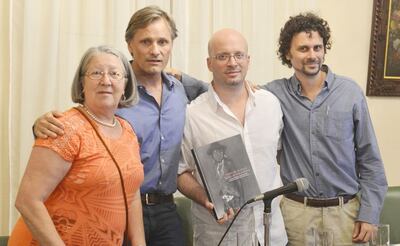 /pf/resources/images/abc-placeholder.png?d=2393