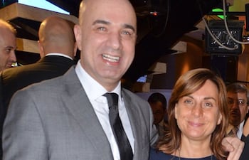el-anfitrion-armando-nasser-el-nuevo-consul-de-italia-en-ciudad-del-este-junto-a-giovanna-martelli--201202000000-1397365.jpg