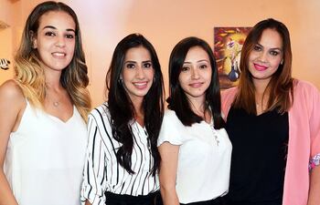 alejandra-benegas-leila-figueredo-silvia-noguera-y-maria-recalde--193509000000-1812164.jpg