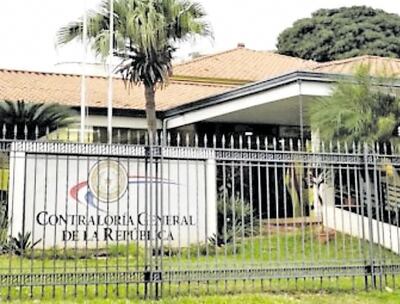 Un informe de 15 biblioratos entregó la Junta capitalina a la CGR donde detalla sobre sus funcionarios.