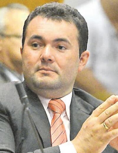 El cuestionado exdiputado Marcial Lezcano (ANR, cartista) quiere ahora ser intendente de Pedro Juan Caballero.