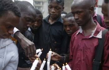 nairobi-recuerda-a-148-estudiantes-asesinados-el-jueves-192822000000-1315401.jpg