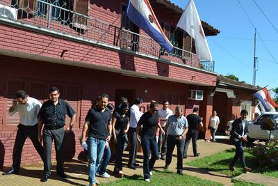 Funcionarios de la fiscalía de San Juan Bautista de huelga.