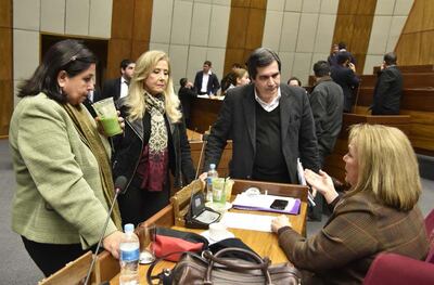 /pf/resources/images/abc-placeholder.png?d=2434