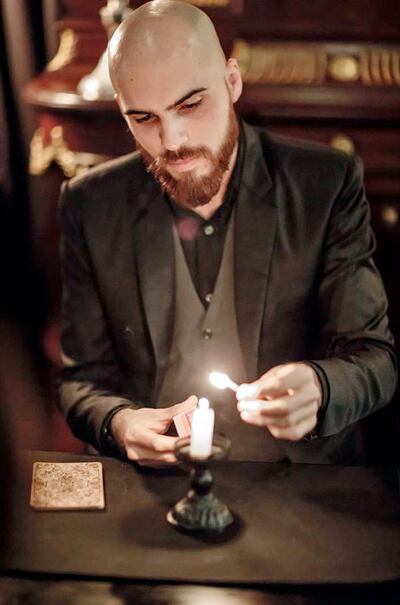 Dante el mago prepara shows a través de Facetime, y también brindará clases online de magia para los interesados.