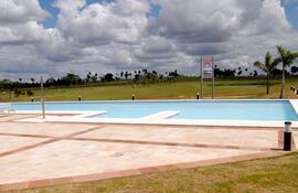 aspecto-de-un-sector-del-carlos-franco-country-y-golf-club-de-arroyos-y-esteros--225256000000-1418036.jpg