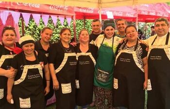 Voluntarios del comedor “Villa Virgen del Rosario”.