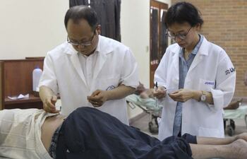 los-medicos-coreanos-comenzaron-a-atender-en-mariano-roque-alonso--205056000000-1617279.jpg