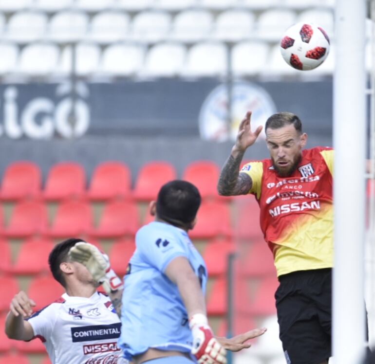 Nacional no tuvo piedad y aplastó la esperanza santaniana.