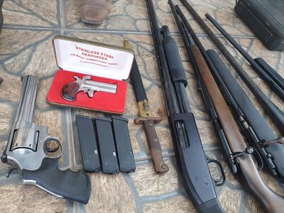 Arsenal incautado en Villa Hayes.