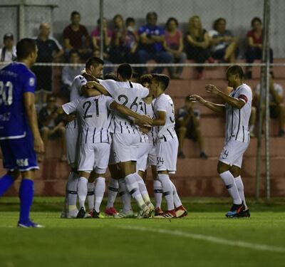 El Guma se metió a la final con autoridad.