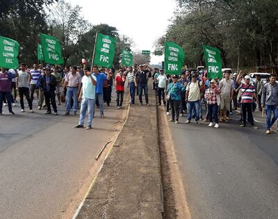 Miembros de la FNC cerraron la ruta. Exigen compensación de G. 100 por kilo de mandioca, semillas e insumos.