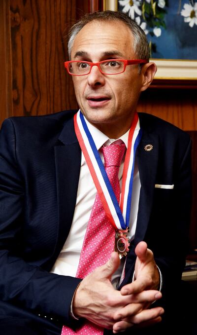 /pf/resources/images/abc-placeholder.png?d=2394