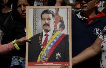 nicolas-maduro-100243000000-1793110.JPG
