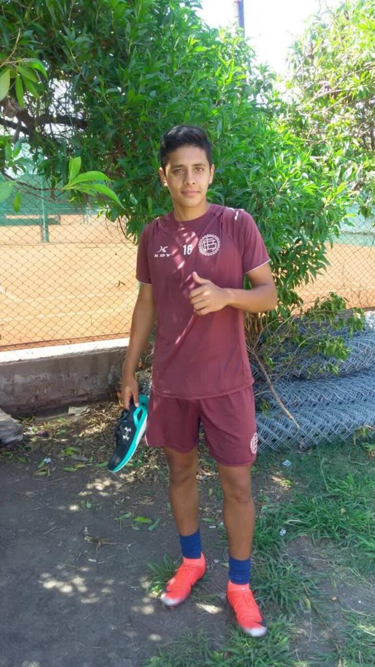 Álan Duarte, Lanús, Argentina.