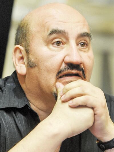 Édgar Ortiz (PLRA, llanista), diputado. Imputado por violar vedas y cuarentenas sanitarias y por resistencia.