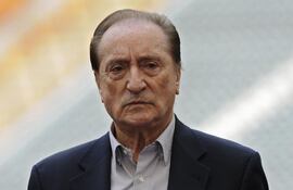figueredo-llega-a-uruguay-para-ser-enjuiciado-124540000000-1413631.JPG
