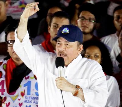 El presidente socialista de Nicaragua, Daniel Ortega, dirige las riendas de uno de los países más pobres de América Latina. Se niega a dejar el poder pese al reclamo de su pueblo.