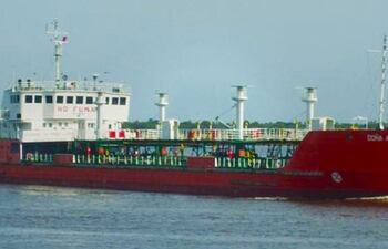el-buque-tanque-de-bandera-paraguaya-dona-annette-matricula-3671bt-de-compania-maritima-paraguaya--211603000000-1779642.jpg