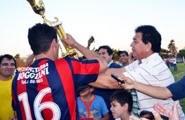 san-juan-flamante-campeon-de-la-liga-gobernador-rivera-231013000000-1362499.jpg