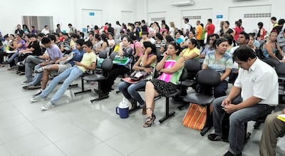 A partir de ahora ya no harán falta las tediosas esperas en la tramitación de visaciones y legalizaciones de certificados en el MEC ya que se habilitó una plataforma web (archivo)