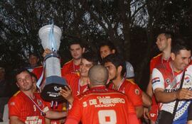 el-club-3-de-febrero-de-monday-se-consagro-campeon-de-la-liga-oleariense-de-futbol-fue-el-domingo-ultimo-tras-empatar-1-1-con-el-conjunto-de-3-d-213023000000-1610220.jpg
